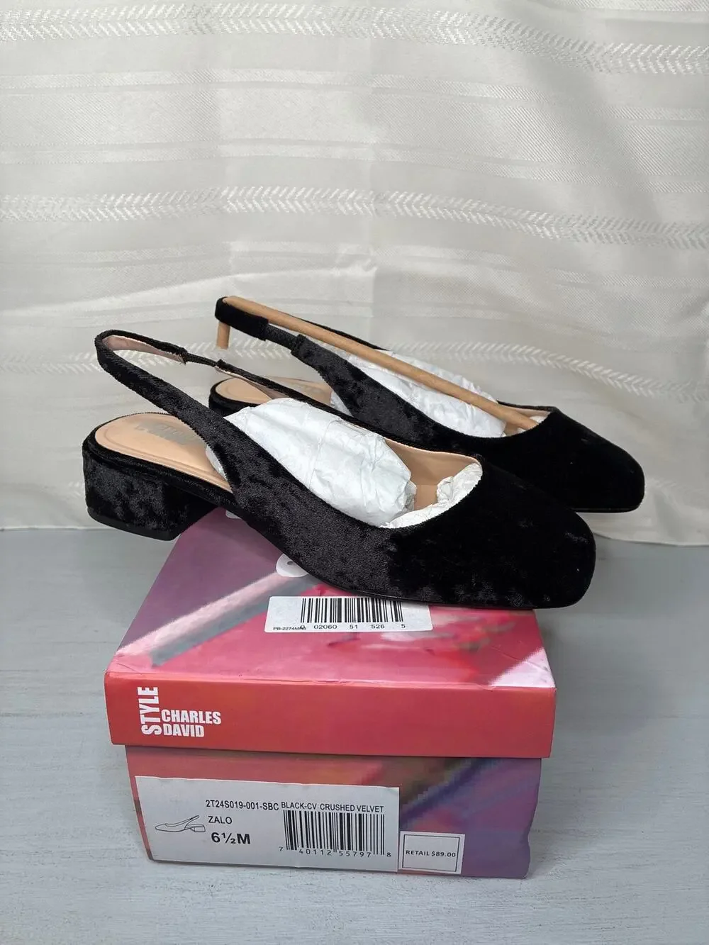 Charles David Zalo Womens Pumps Black Crushed Velvet Square Toe Size 6.5 M